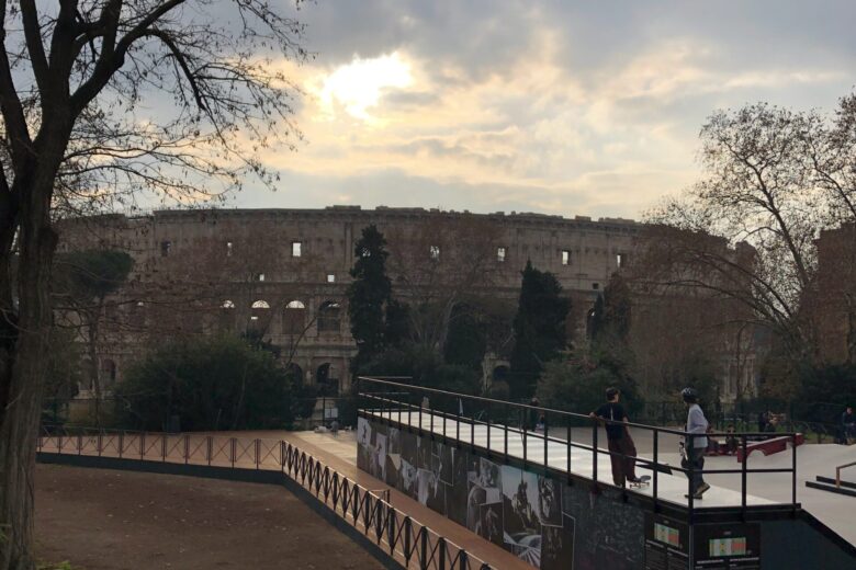 Skateboard all’Ombra del Colosseo